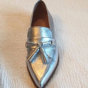 Silver Leather Loafers (Pure Navy Yapi) - NEW